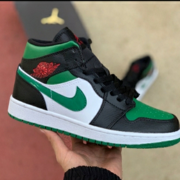 Mid pine  green  1s - Picture 3 of 4